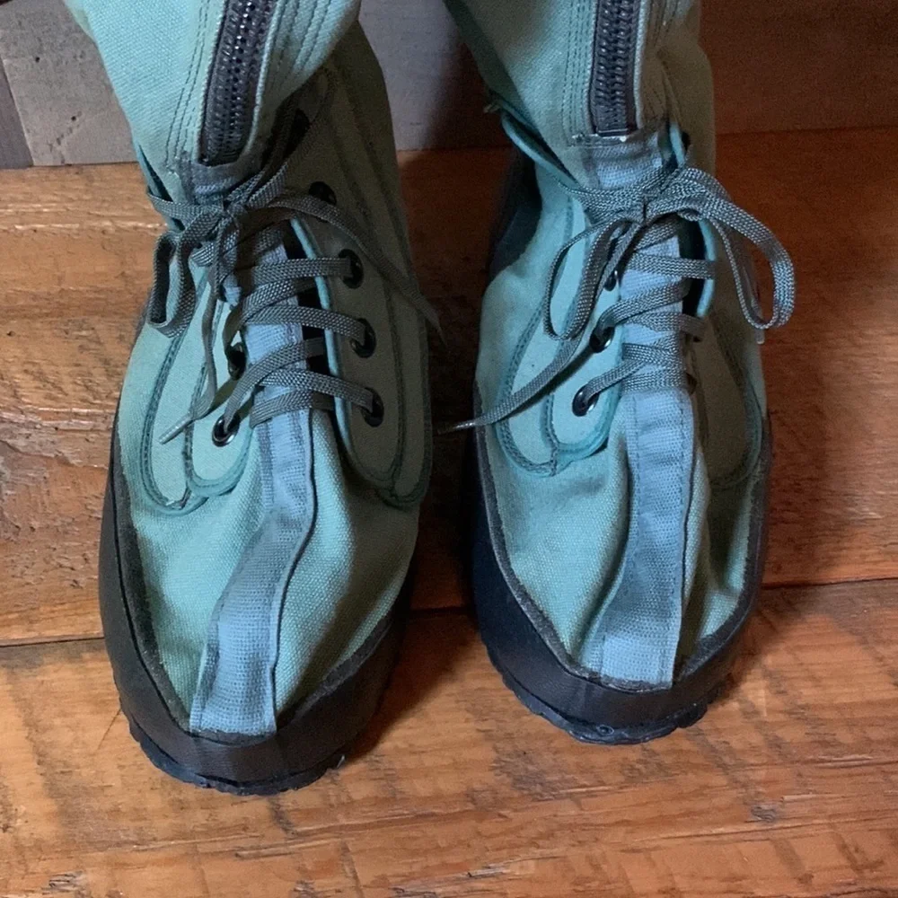 Military Muk Luk Extreme cold weather boots Green Size Small (7-8)